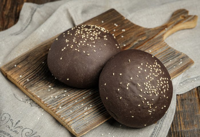 SİYAH HAMBURGER EKMEĞİ